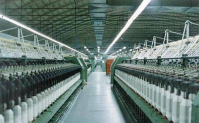 A media máquina, la industria textil de Corrientes retoma su producción