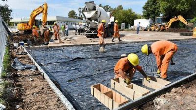 En medio de la crisis por la pandemia, el Gobierno refuerza un plan de obras p�blicas para municipios de todo el pa�s