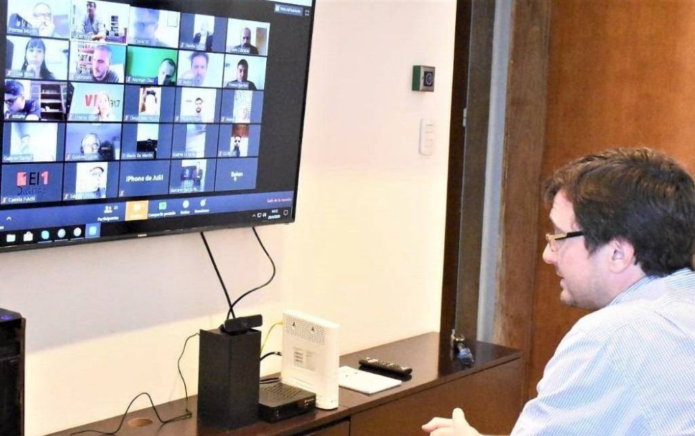 Lucas Ghi: �Tenemos que garantizar el combate al virus sin destruir el entramado social y econ�mico�
