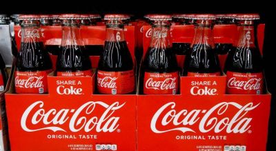 Coca-Cola alert� de que sus ventas cayeron 25% en abril debido al coronavirus