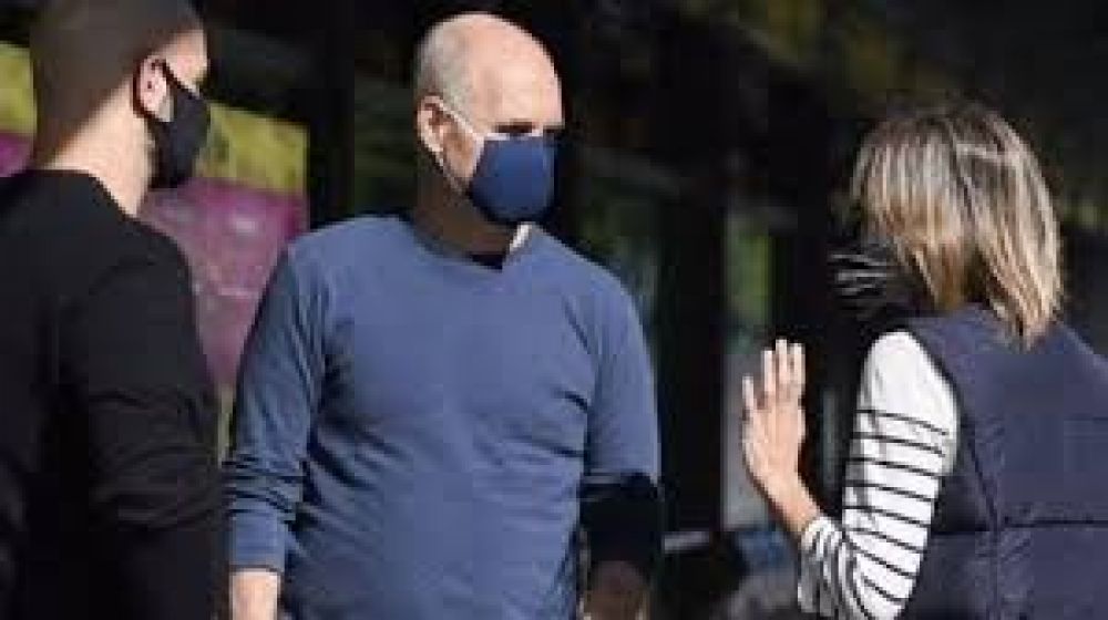 Los m�dicos porte�os insisten en que Larreta no les provee elementos de protecci�n