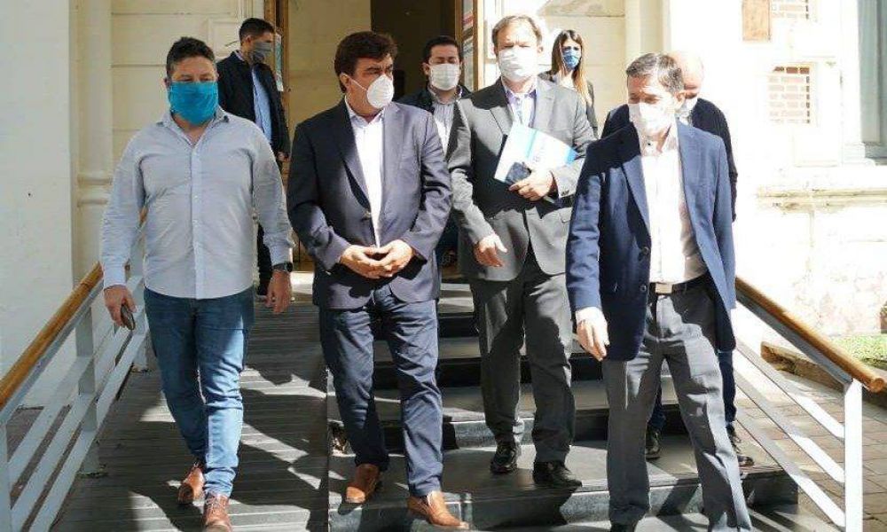 Kicillof apura a intendentes del conurbano para avanzar con la cuarentena administrada