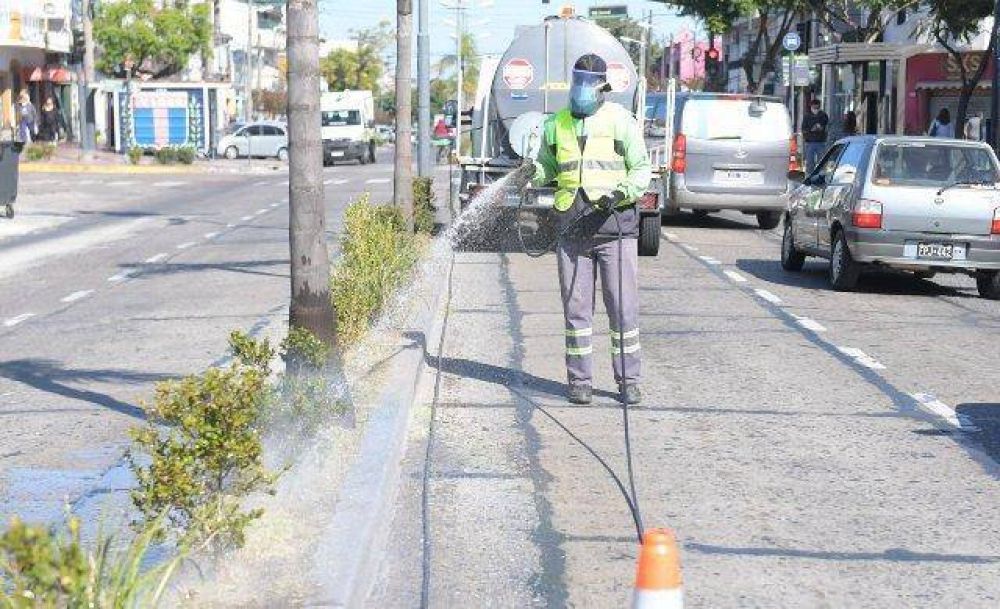 En la cuarentena, San Fernando mantiene el cuidado de sus espacios verdes