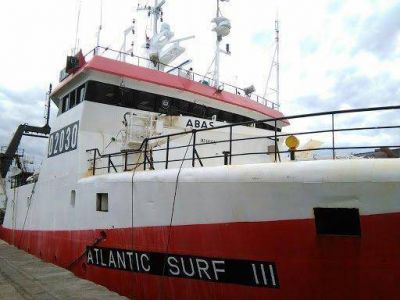El tripulante del Atlantic Surf III dio negativo en el retesteo pero los protocolos siguen