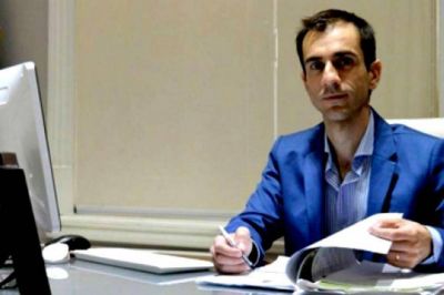 El Intendente de Jun�n se realiz� el test por Coronavirus y sali� negativo