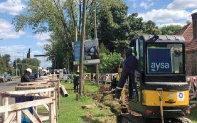 Tigre: AySA repara ca�er�a de agua en Pacheco da�ada por una contratista de gas