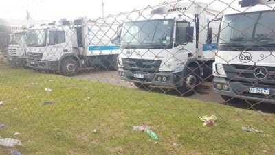�Si echan a un trabajador, la basura quedar� en la calle�, advirti� Gauna