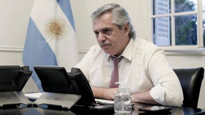 El Presidente mantiene una videoconferencia con los gobernadores en Olivos