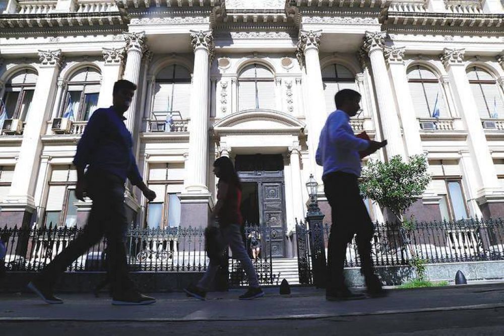 C�mo el d�lar blue lleg� al r�cord ante la pasividad del Banco Central