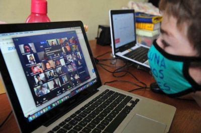 Hay 25 mil alumnos porte�os que no tuvieron clases en cuarentena