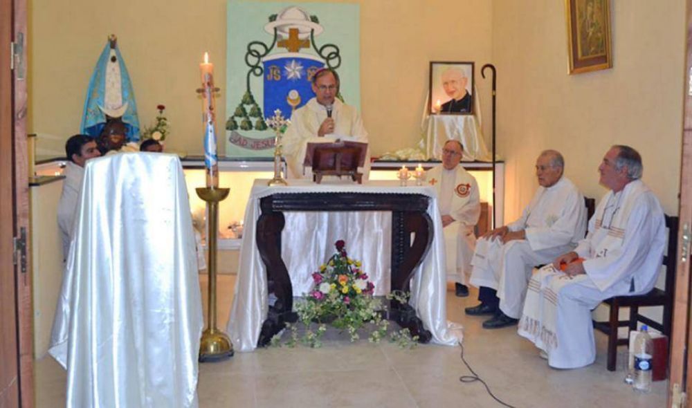 Se cumplieron 26 aos de la Pascua del recordado Mons. Jorge Gottau