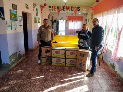 El gremio de los empleados fiscales e ingresos p�blicos realiz� una donaci�n en Comodoro
