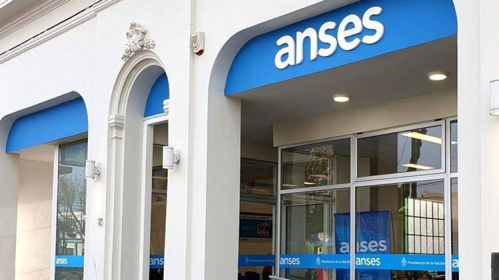 Por falta de informaci�n de la AFIP, las empresas no saben c�mo liquidar los sueldos que incluyen la ayuda del Gobierno