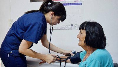 El Gobierno les niega el bono de $ 5.000 a 120.000 trabajadoras y trabajadores de la salud