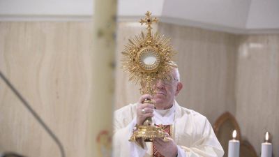 La oraci�n especial del Papa por las v�ctimas an�nimas de la pandemia