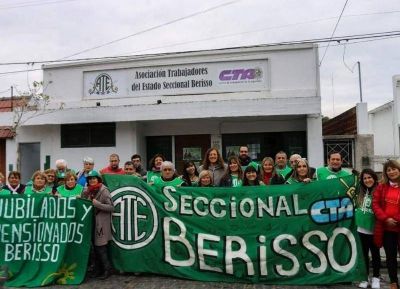 Homenaje a los trabajadores de primera lnea y a la lucha de la clase obrera