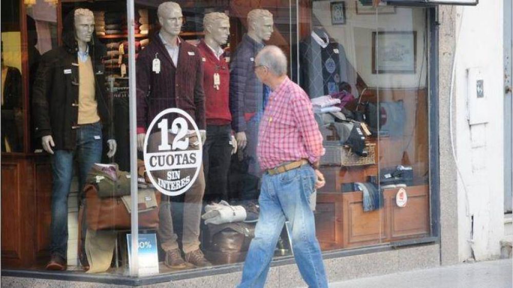 El impacto de la cuarentena se hizo sentir en las ventas minoristas, que se desplomaron un 57,6% en abril