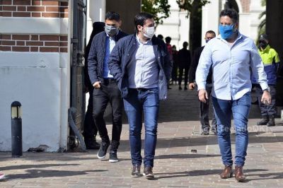 Los intendentes bonaerenses a favor del aislamiento pero 