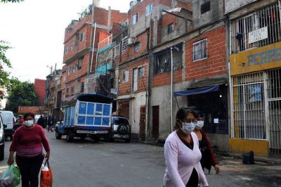 M�s del 17% de los infectados porte�os vive en barrios populares