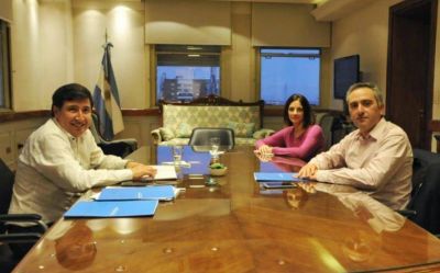 Arroyo recibi� a Larroque y analizaron la situaci�n social bonaerense en medio de la cuarentena 