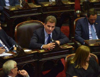 El PRO present� un proyecto para eximir de ganancias y otorgar plus salarial a trabajadores esenciales