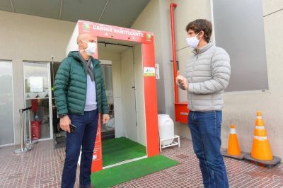 Juan Andreotti present� la nueva cabina sanitizante del Hospital Municipal de San Fernando