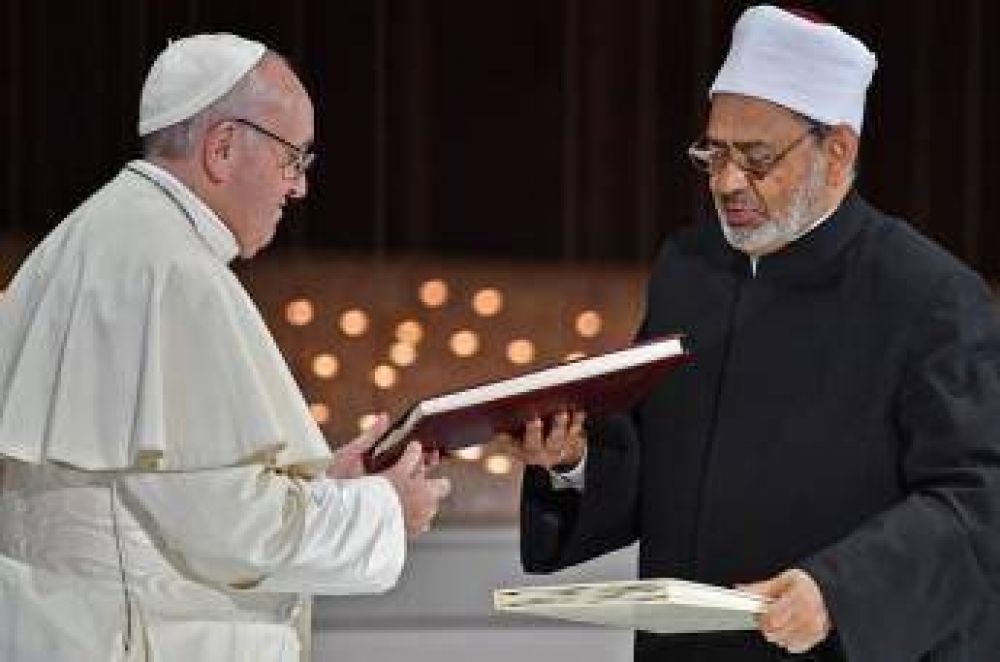 Musulmanes y cristianos, y las respuestas positivas al Alto Comit para la Fraternidad Humana