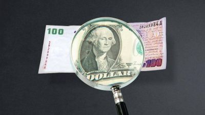 El ahorro en d�lares de Guzm�n, un s�mbolo del eterno fracaso de las 