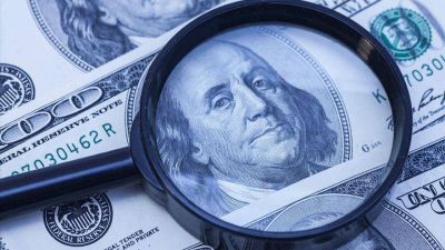 Denuncian que hubo empresarios que usaron la ayuda estatal para comprar d�lares