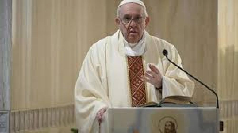 El Papa reza por los sin trabajo. El Esp�ritu hace crecer la comprensi�n de la fe