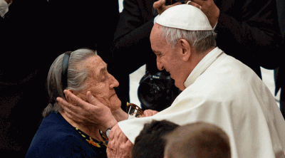 D�a de la Madre: El Papa Francisco recuerda a todas las madres con gratitud y afecto
