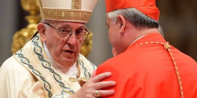 COVID 19: La Curia Romana dona el sueldo a los pobres, como pidi� el Papa