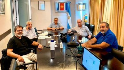 En un clima tenso por diferencias internas, la CGT se reunir� tras el acuerdo firmado con la UIA