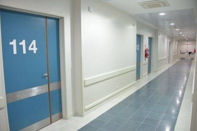 Ituzaing� | Finalizaron las obras de la �reas para pacientes con Covid-19 en el Hospital del Bicentenario