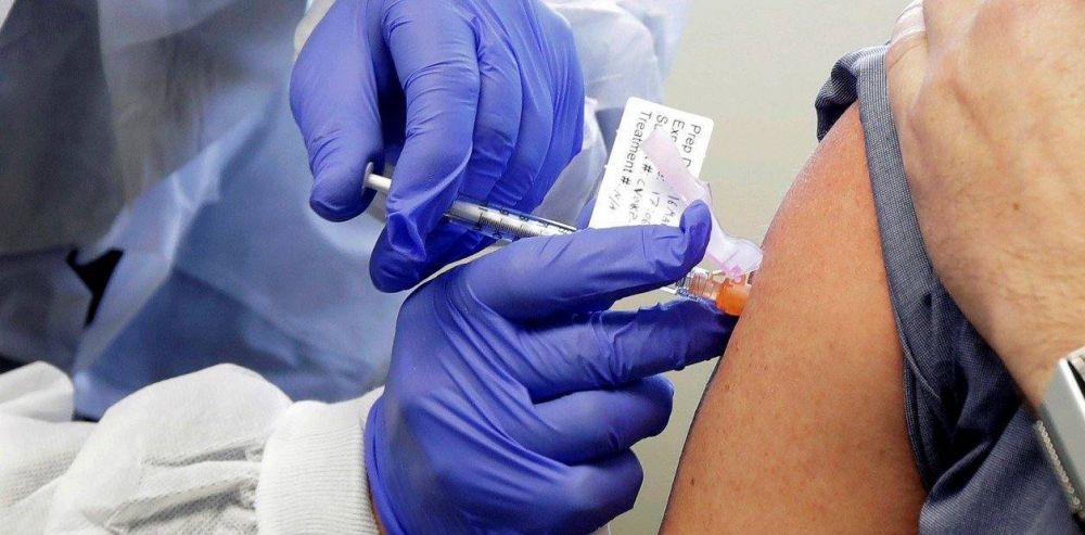 Coronavirus: as es la implacable carrera contra reloj por hallar una vacuna