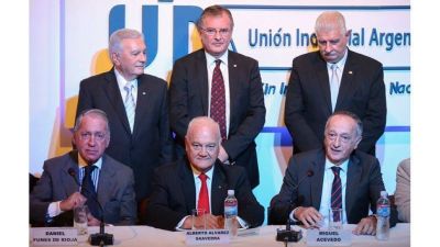 La UIA le pide al BCRA una fuerte inyecci�n de liquidez para salvar a las f�bricas