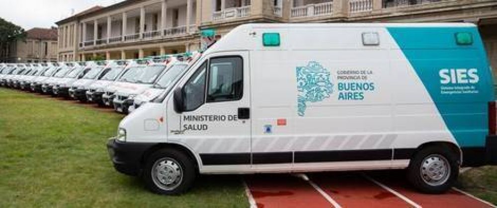 La Regin Sanitaria V recibi dos nuevas ambulancias para hacer frente a la crisis