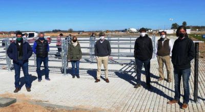 Ca�uelas: Se reactivaron las obras del Mercado Agroganadero