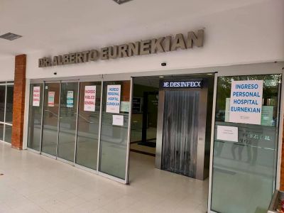 Colocan una cabina especial para prevenir el Covid-19