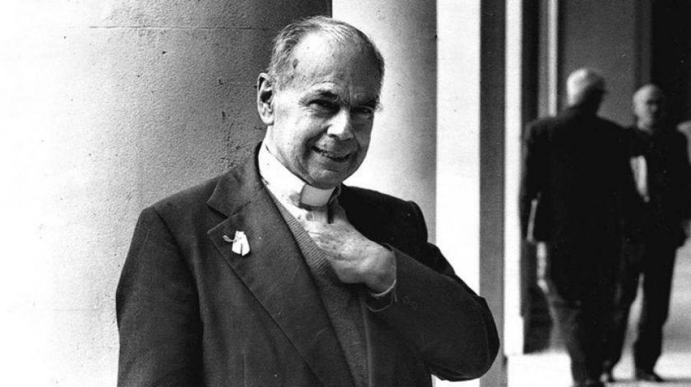 Hace 25 a�os mor�a el Obispo De Nevares, el cura de los pobres