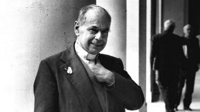 Hace 25 a�os mor�a el Obispo De Nevares, el cura de los pobres