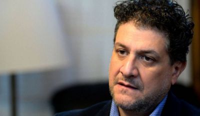 Luis Arias: 