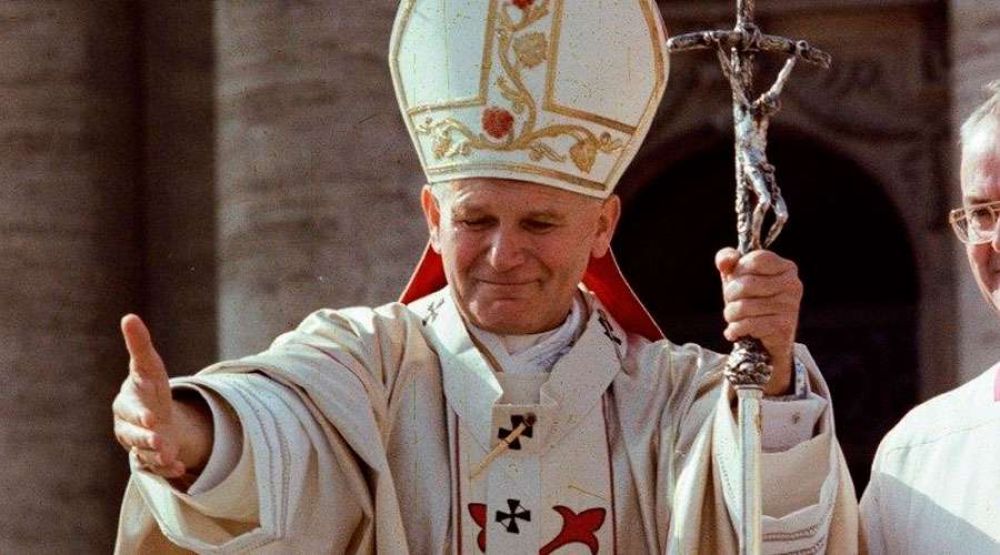 Que San Juan Pablo II sea una inspiracin para la paz, afirma jefe de rabinos de Polonia