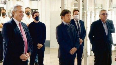 Alberto mueve el p�ndulo peronista y abraza a Kicillof con su gabinete