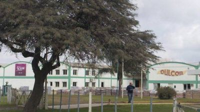 Reclaman bono sanitario a Dulcor