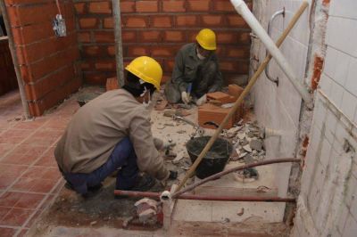 Fuerte inversi�n en obras para mejorar las escuelas de Mor�n