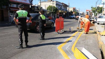Nueva demarcaci�n vial en los centros comerciales lanusenses para mantener el distanciamiento social