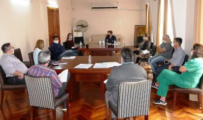 Ca�uelas  Palacio Municipal:  Nueva reuni�n del Comit� de Evaluaci�n por el COVID-19