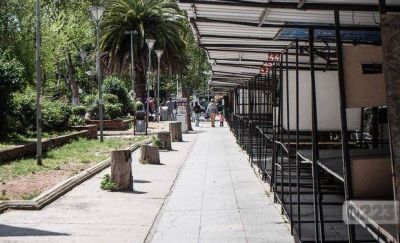 Artesanos de la Diagonal elaboraron un protocolo: acceso limitado, vallados y alcohol en gel