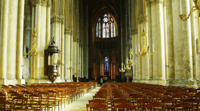 Consejo de Estado de Francia ordena levantar prohibici�n de reuniones religiosas